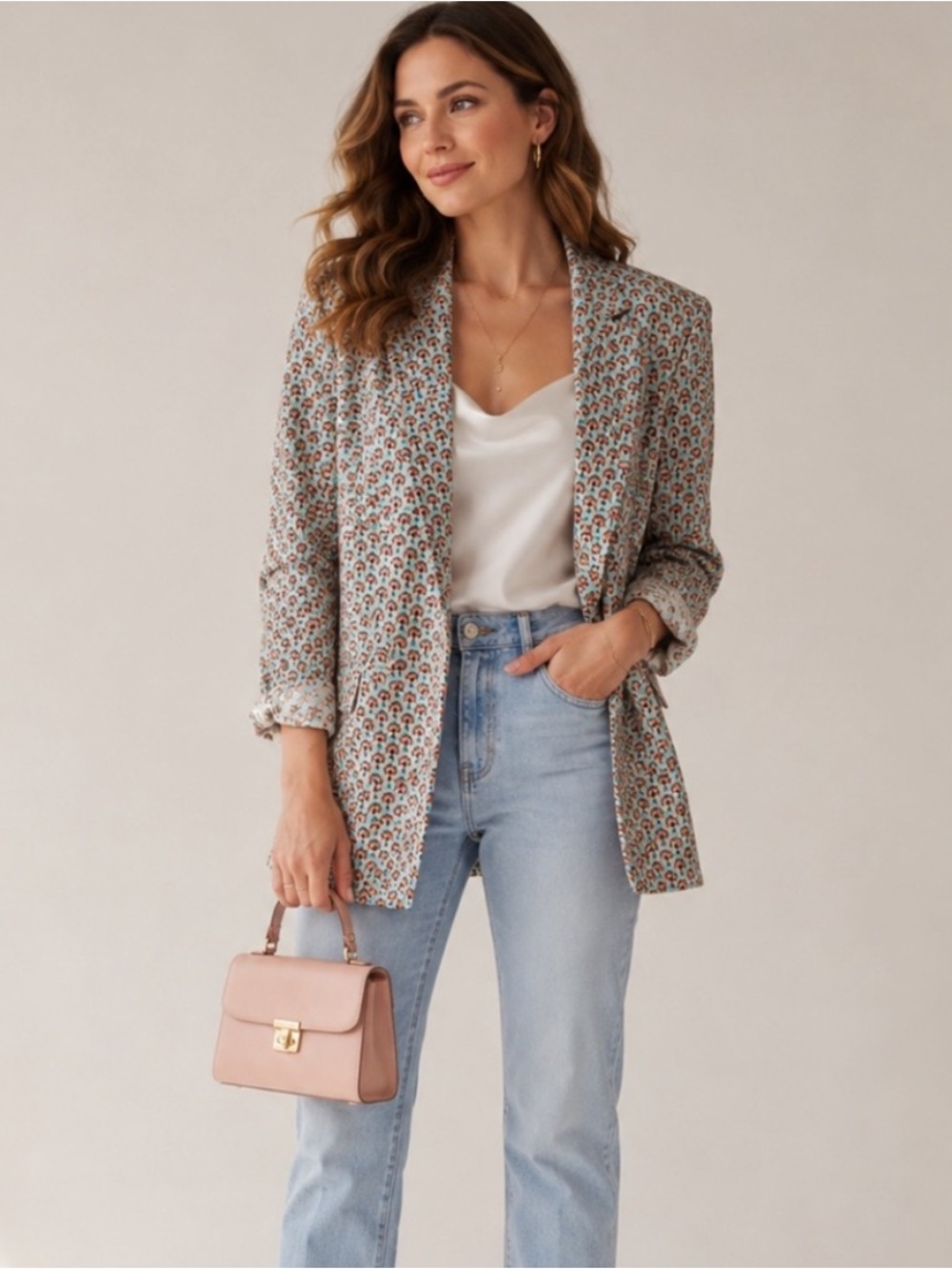 Alice + Olivia Skye Strong-Shoulder Boxy Blazer